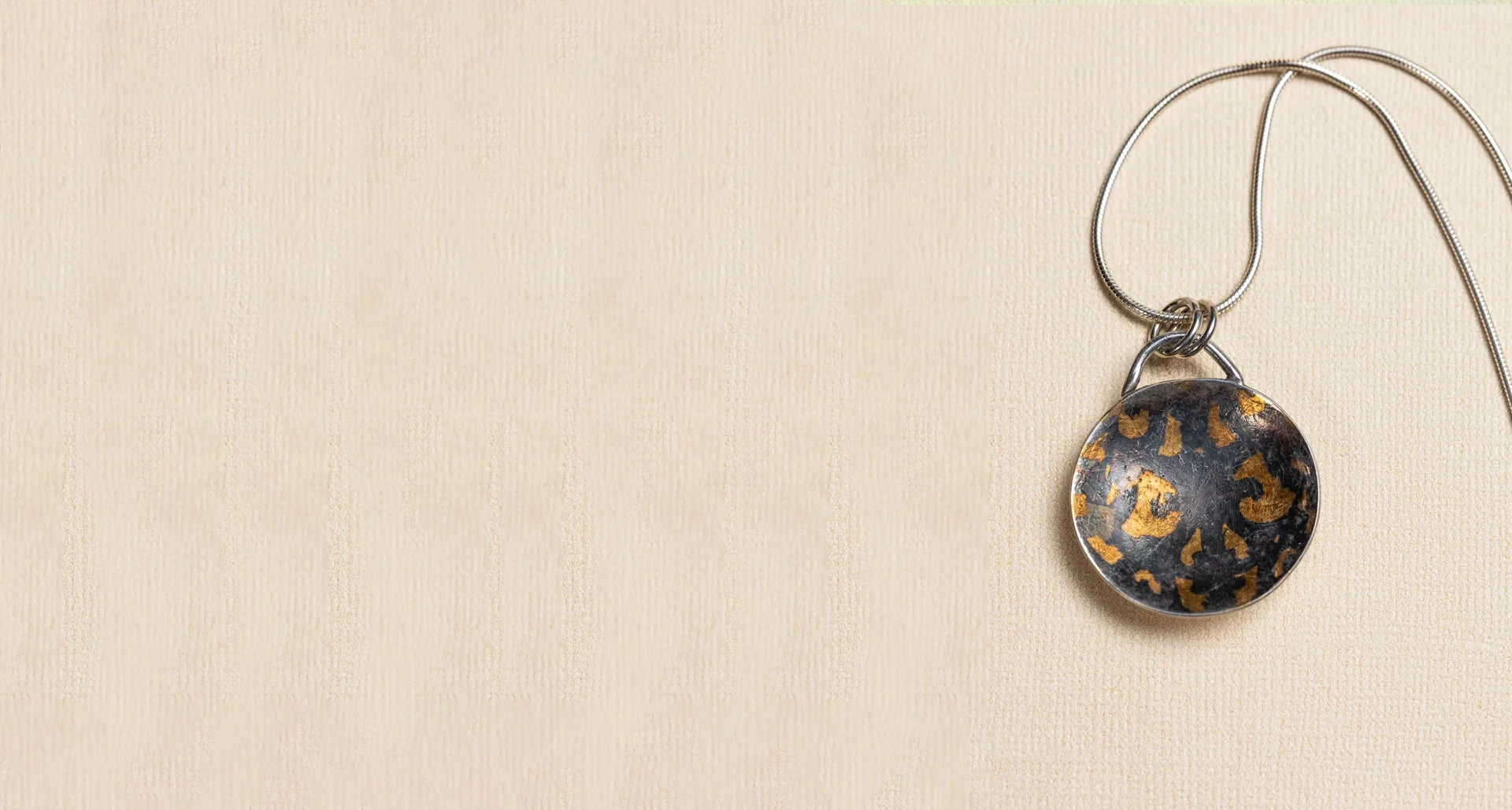 Keum- boo Collection