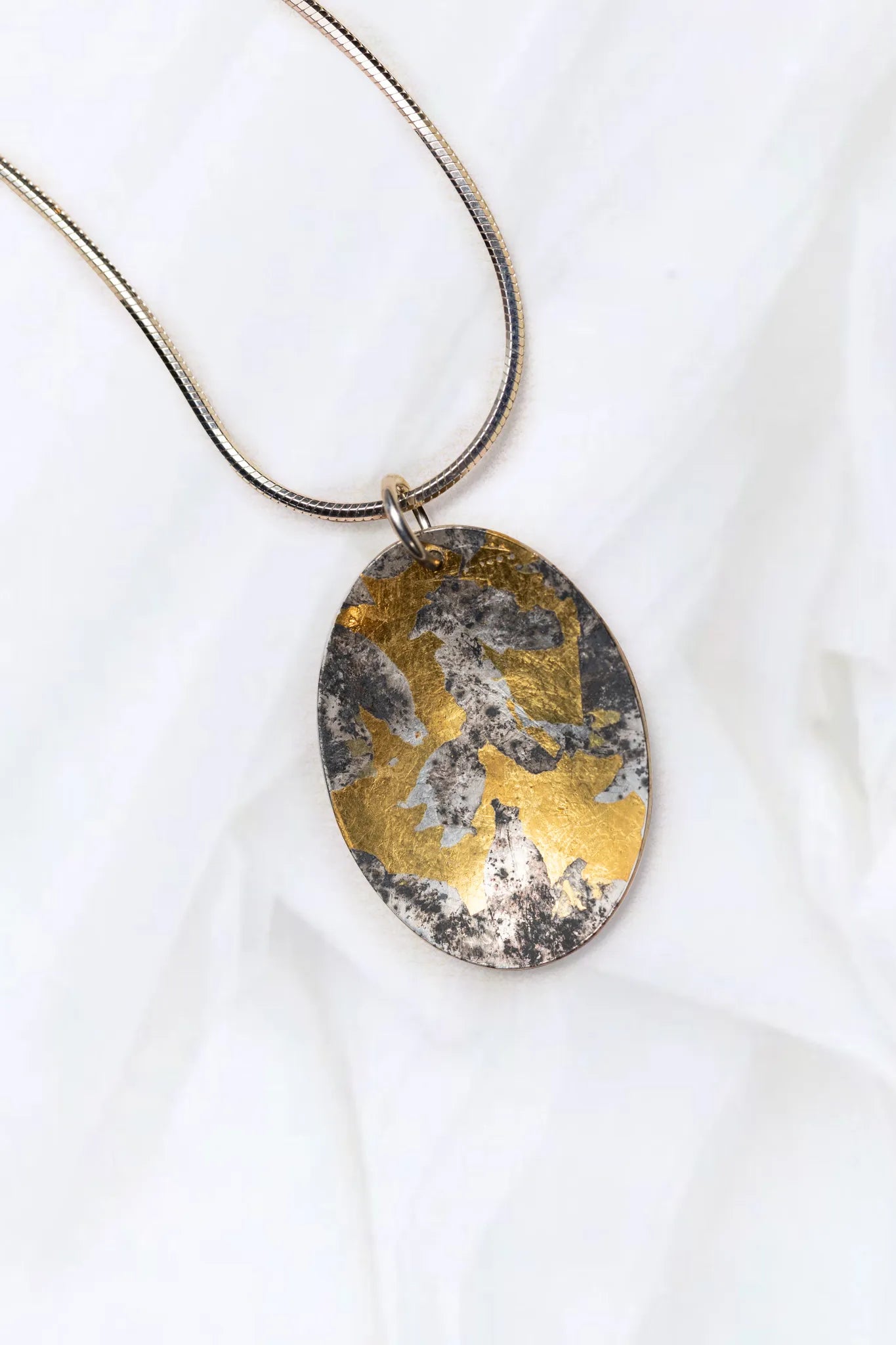 Keum-boo Oval Pendant