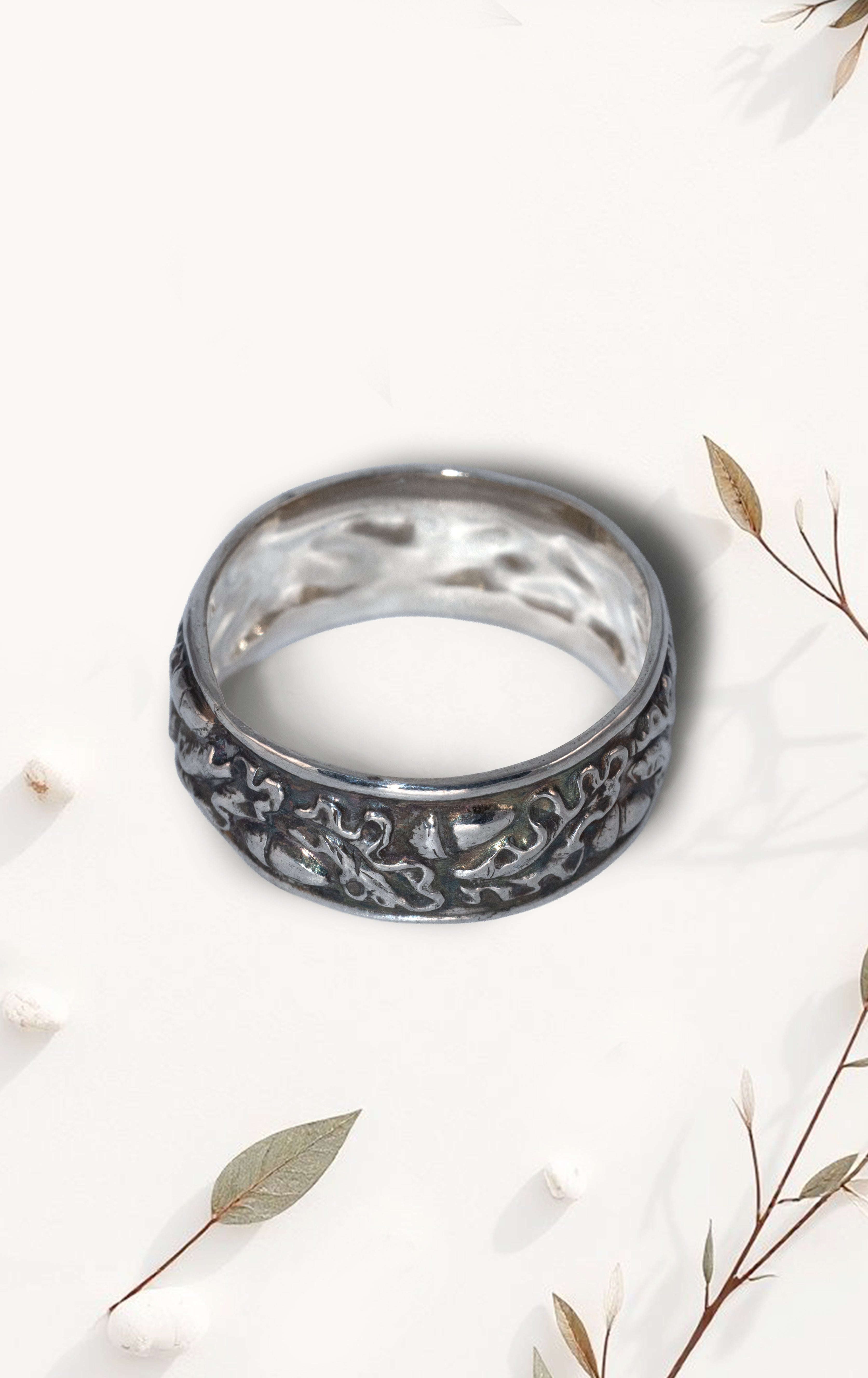 Oak Leaf & Acorn Band Ring